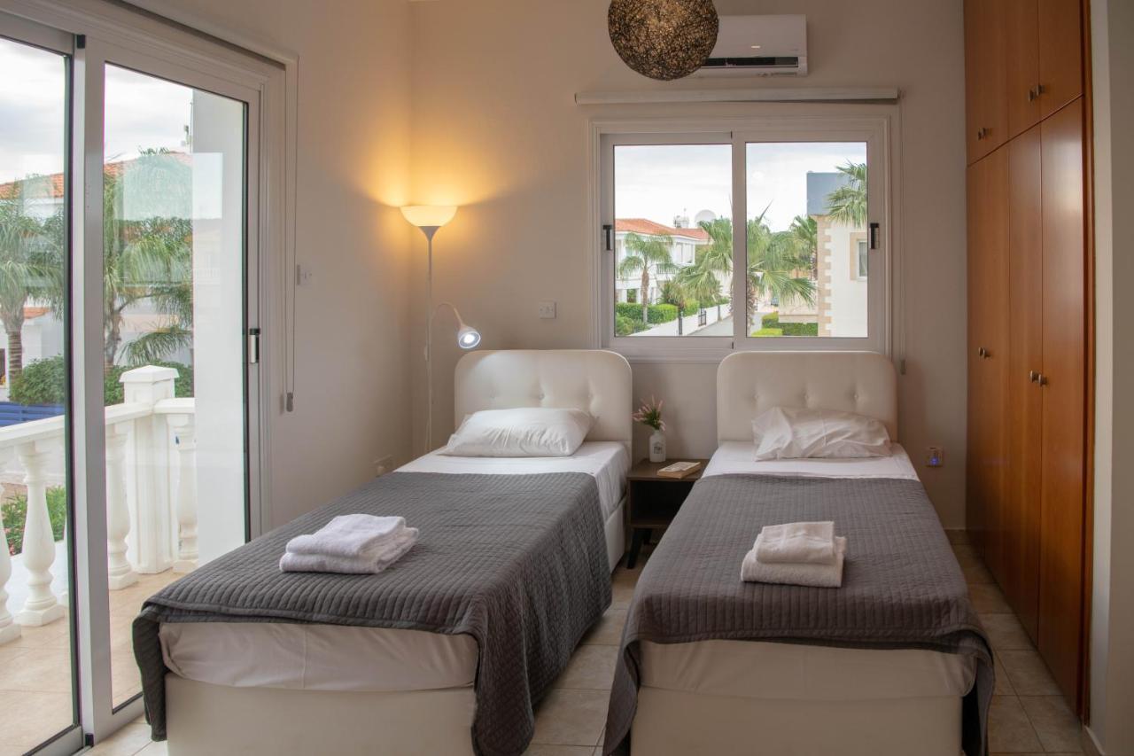 Villa Ruby Nissi Beach Ayia Napa Bagian luar foto
